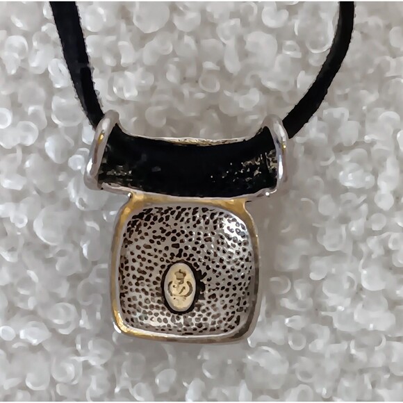 Premier Designs Black Suede Cord Etched Silver Tone Pendant Necklace 18-19.5 in - Picture 8 of 8